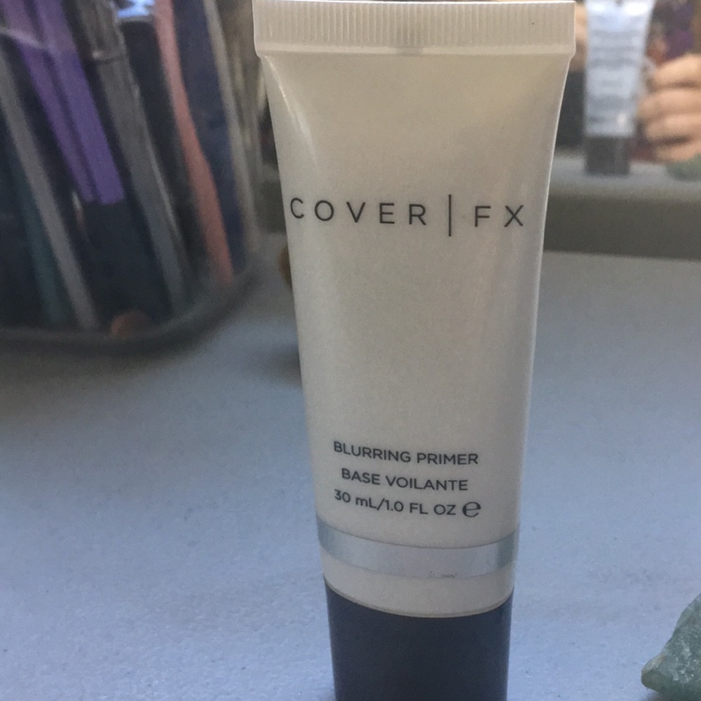 Almost brand new Cover FX Blurring Primer